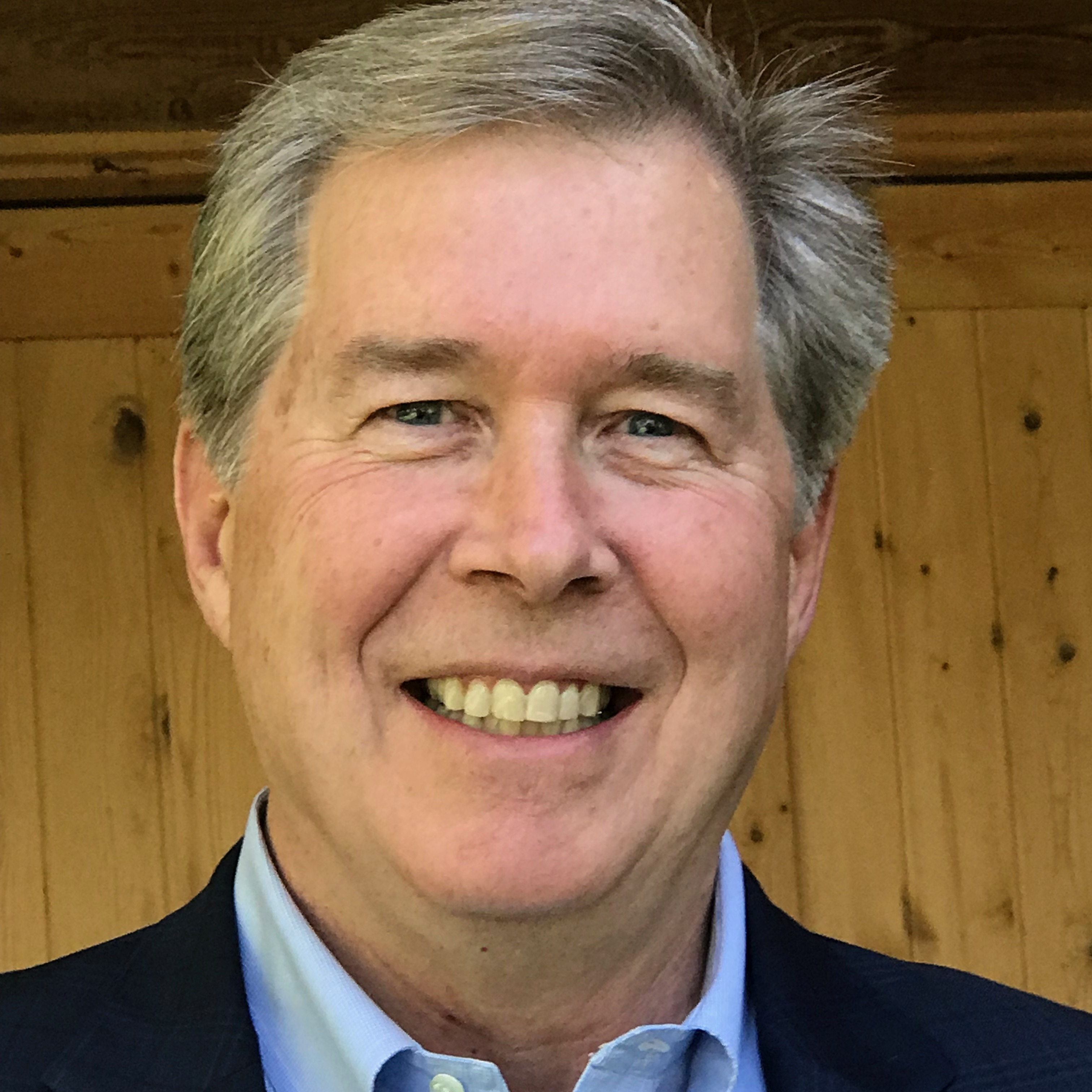 Headshot of Dr Pat Alagia